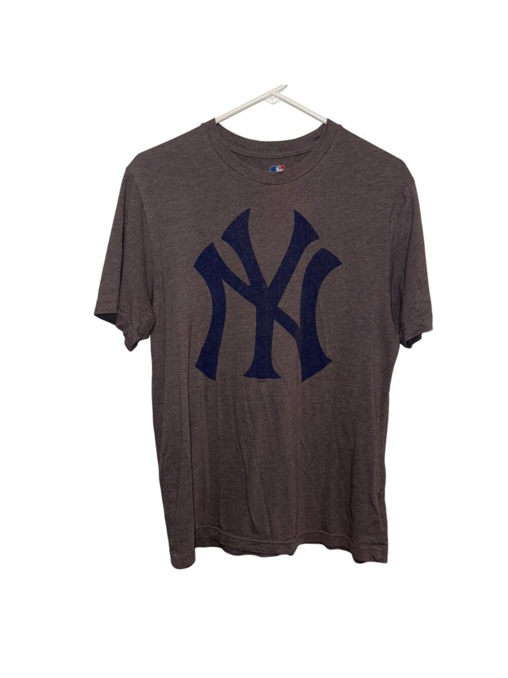 New York Yankees MLB T-Shirt Mens M Short Sleeve Crew Neck Cotton Blend